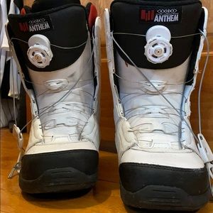 Anthem Boa Coiler snowboard boots